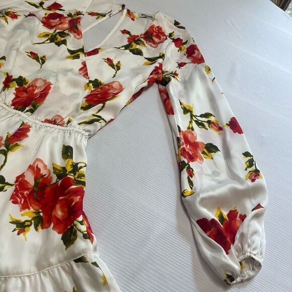 SHOW ME YOUR MUMU Romper XS Satin ROCKY White Rose V-NECK LONG SLEEVE - Picture 6 of 10